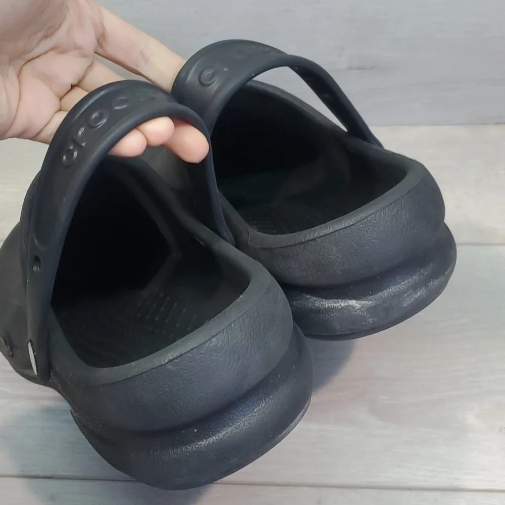 Crocs Mens Outdoor Rubber Sandals Clogs Shoes sz 12
